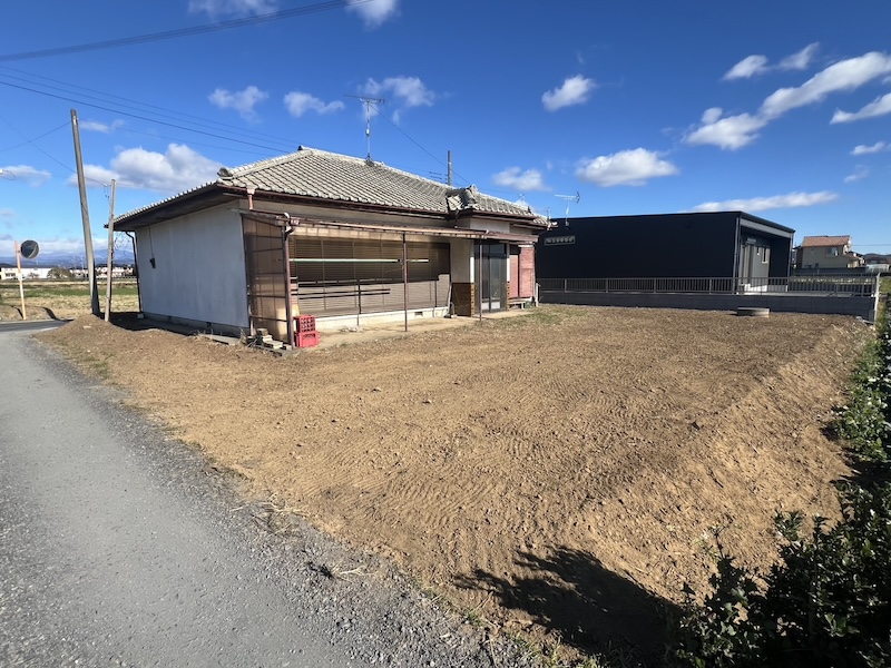 埼玉県熊谷市　K様邸｜低木の撤去と草刈りを実施いたしました