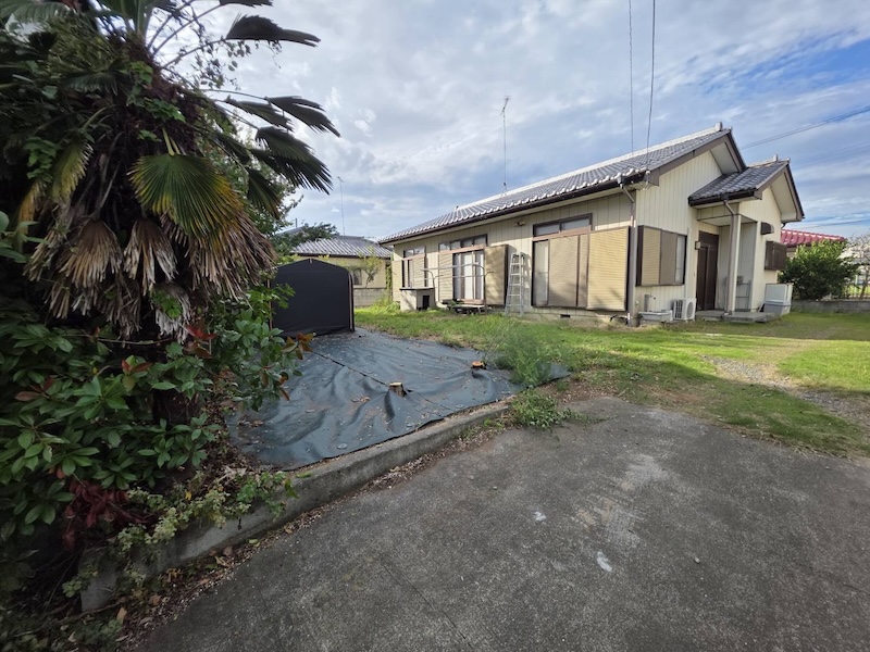 埼玉県熊谷市 M様邸｜お庭にある2本の樹木を伐採いたしました！