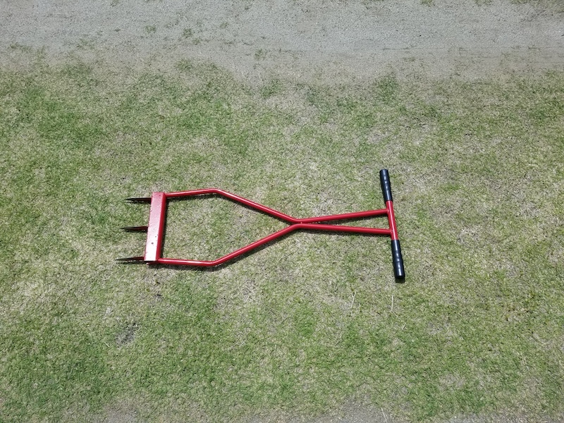 芝生を美しく保つ方法と年間メンテナンススケジュールを解説します！