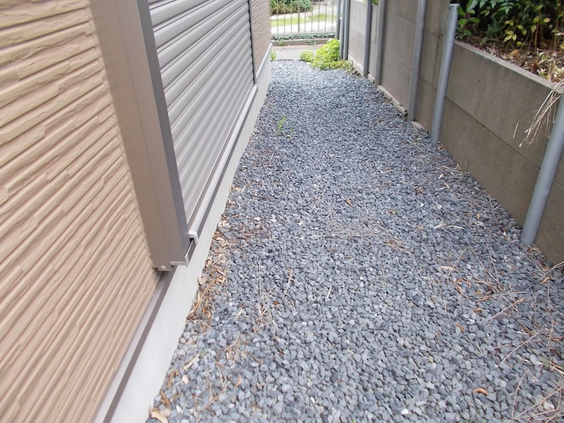 どんどん生えてくるお庭の雑草、どうしたらいい？雑草対策について解説！