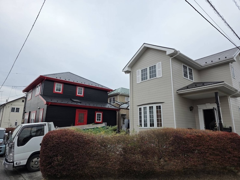 埼玉県熊谷市 T様邸｜玄関アプローチにある庭木を伐採しました！