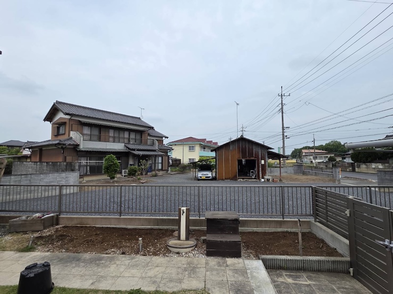 埼玉県熊谷市 S様｜ニオイヒバの撤去を実施。樹木のお手入れならお任せください！